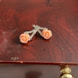 Eiffel tower and floral earrings